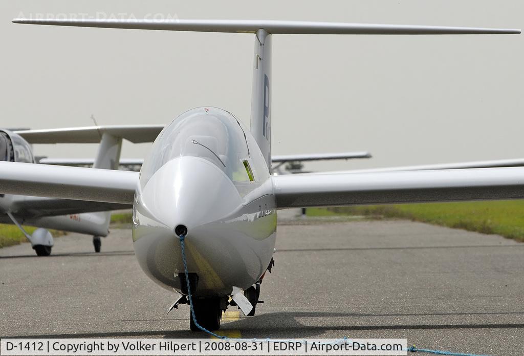D-1412, Schempp-Hirth Duo Discus C/N 233, at pir