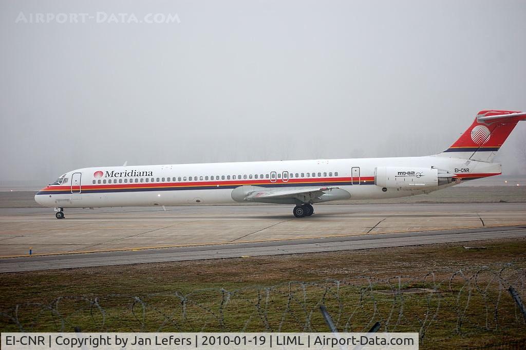 EI-CNR, 1992 McDonnell Douglas MD-83 (DC-9-83) C/N 53199, Fog
