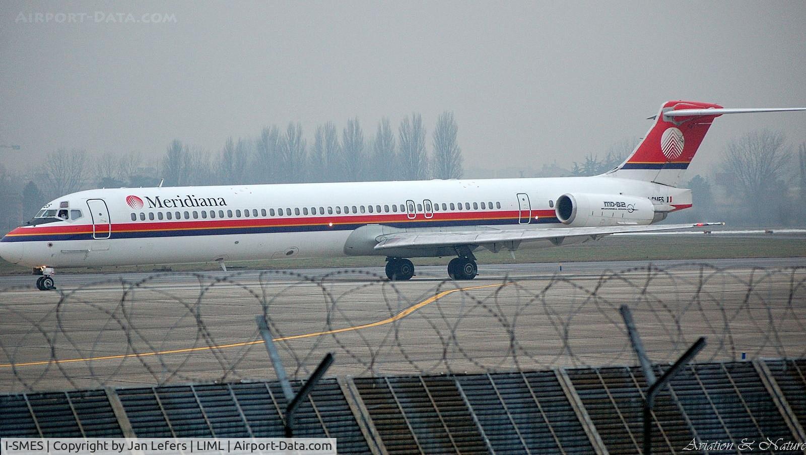 I-SMES, 1991 McDonnell Douglas MD-82 (DC-9-82) C/N 49902, Fog