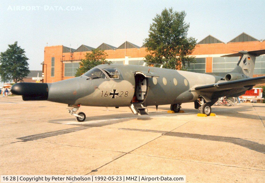 16 28, Hamburger Flugzeugbau HFB-320ECM Hansa Jet C/N 1065/S45, HFB-320ECM of JBG-32 in the static display at the 1992 Mildenhall Air Fete.
