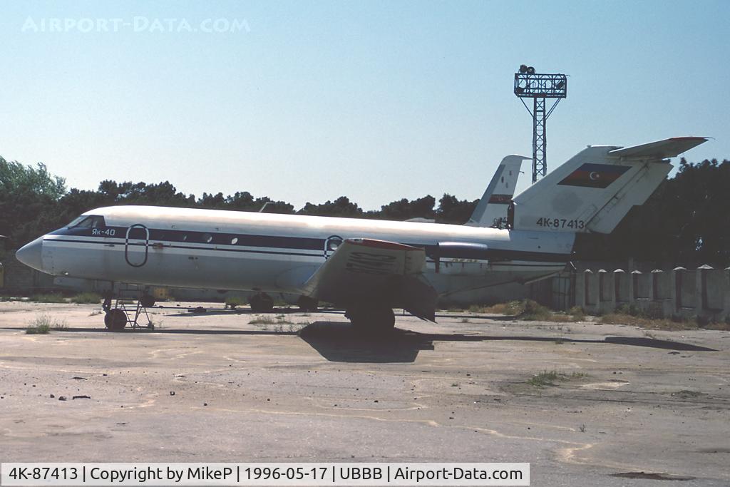 4K-87413, Yakovlev Yak-40 C/N 9420534, Not surprisingly this frame was scrapped not long after this picture was taken.