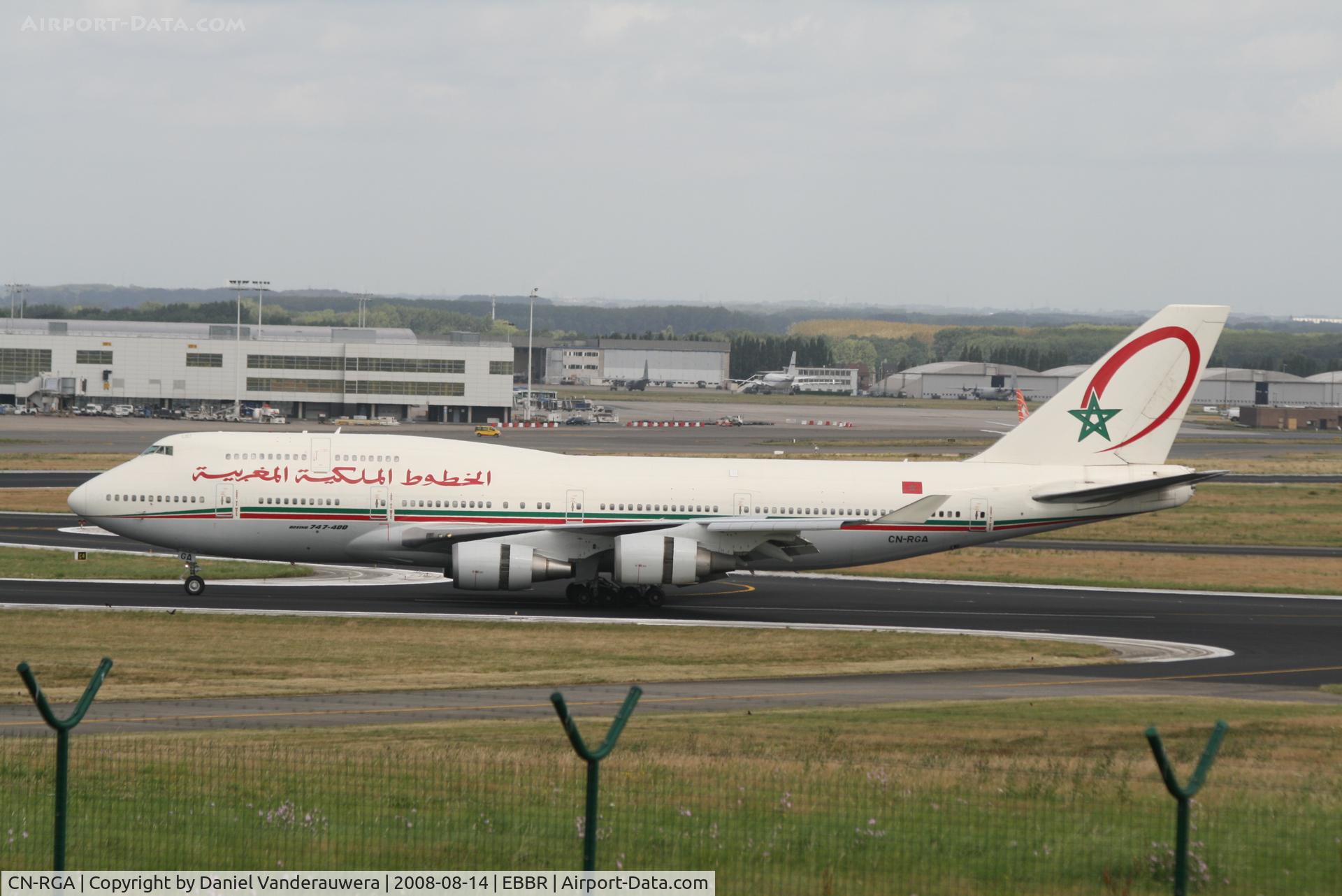 CN-RGA, 1993 Boeing 747-428 C/N 25629, Arrival on RWY 25L