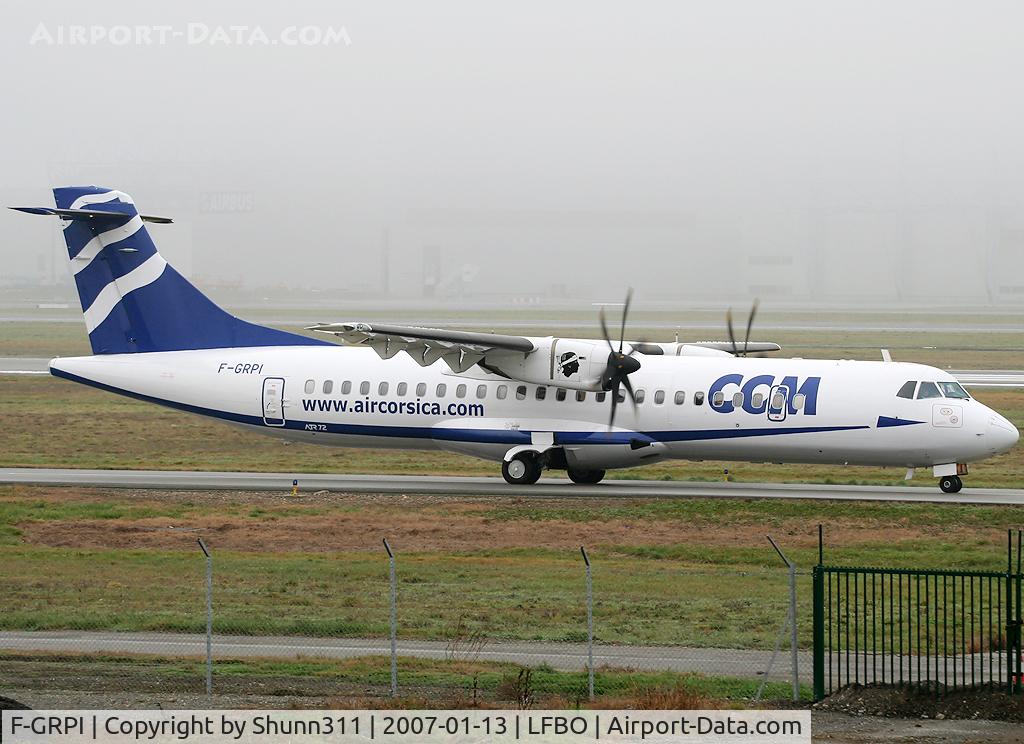 F-GRPI, 2005 ATR 72-212A C/N 722, Taxiing holding point rwy 14L for departure...