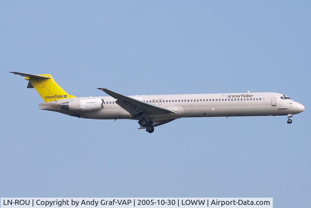 LN-ROU, 1986 McDonnell Douglas MD-82 (DC-9-82) C/N 49424, Snowflake MD80