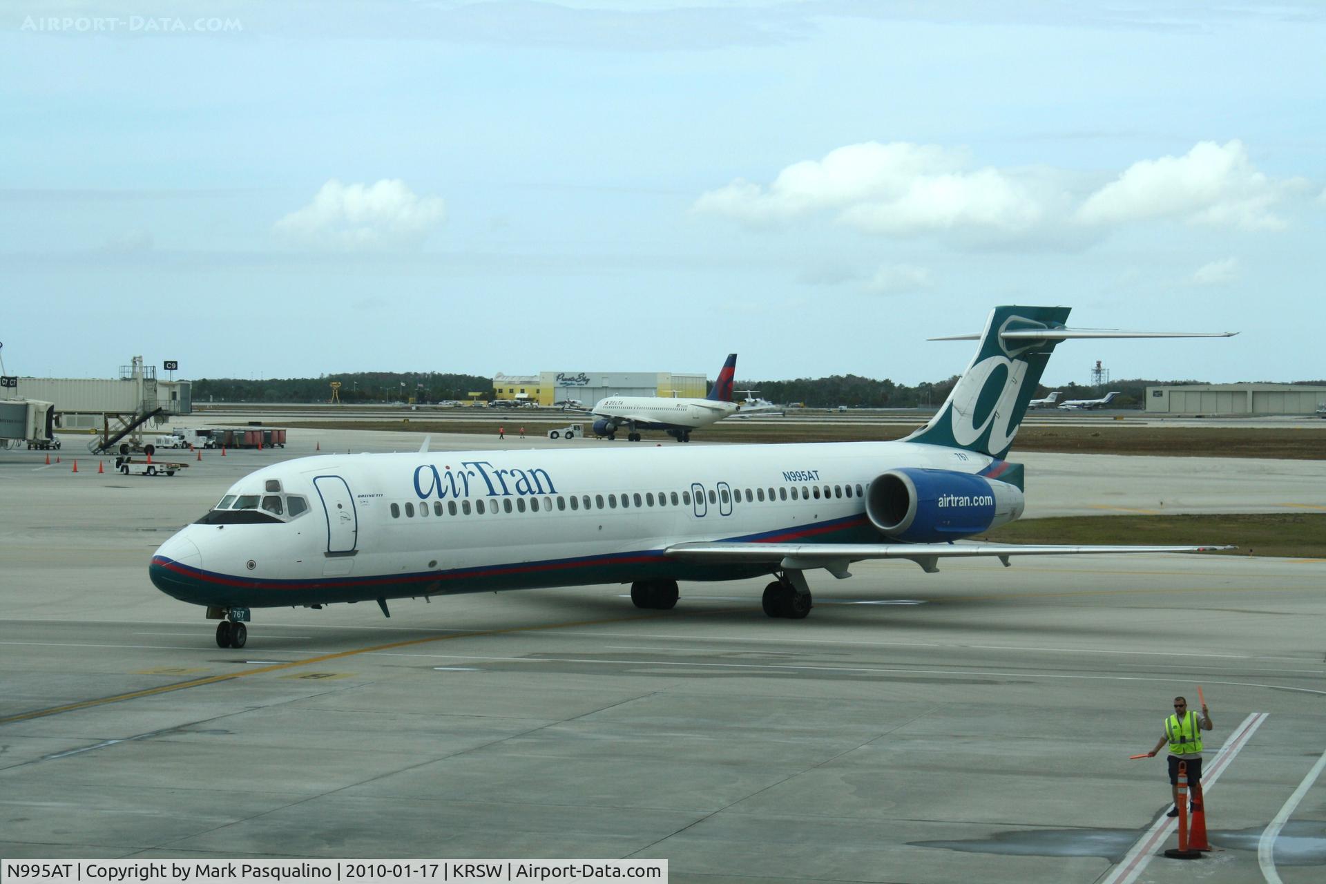 N995AT, 2002 Boeing 717-200 C/N 55139, Boeing 717-200