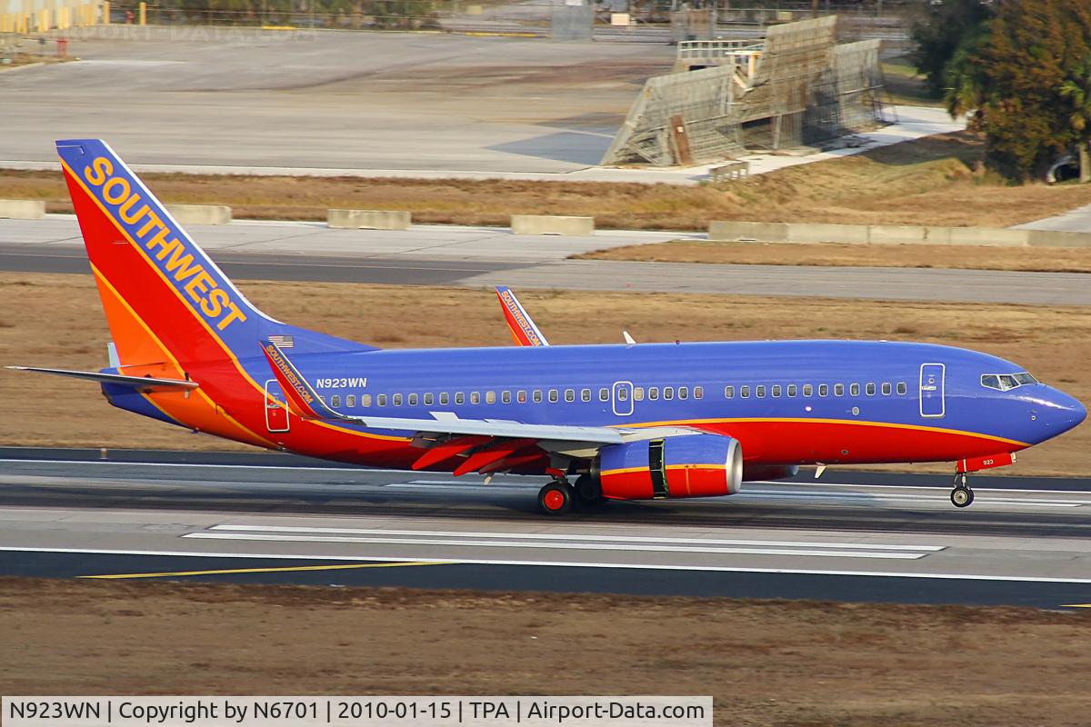 N923WN, 2008 Boeing 737-7H4 C/N 36627, Southwest