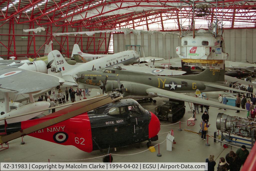 42-31983, 1942 Boeing B-17G Flying Fortress C/N 32376, Boeing B-17G Flying Fortress at the Imperial War Museum, Duxford in 1994.