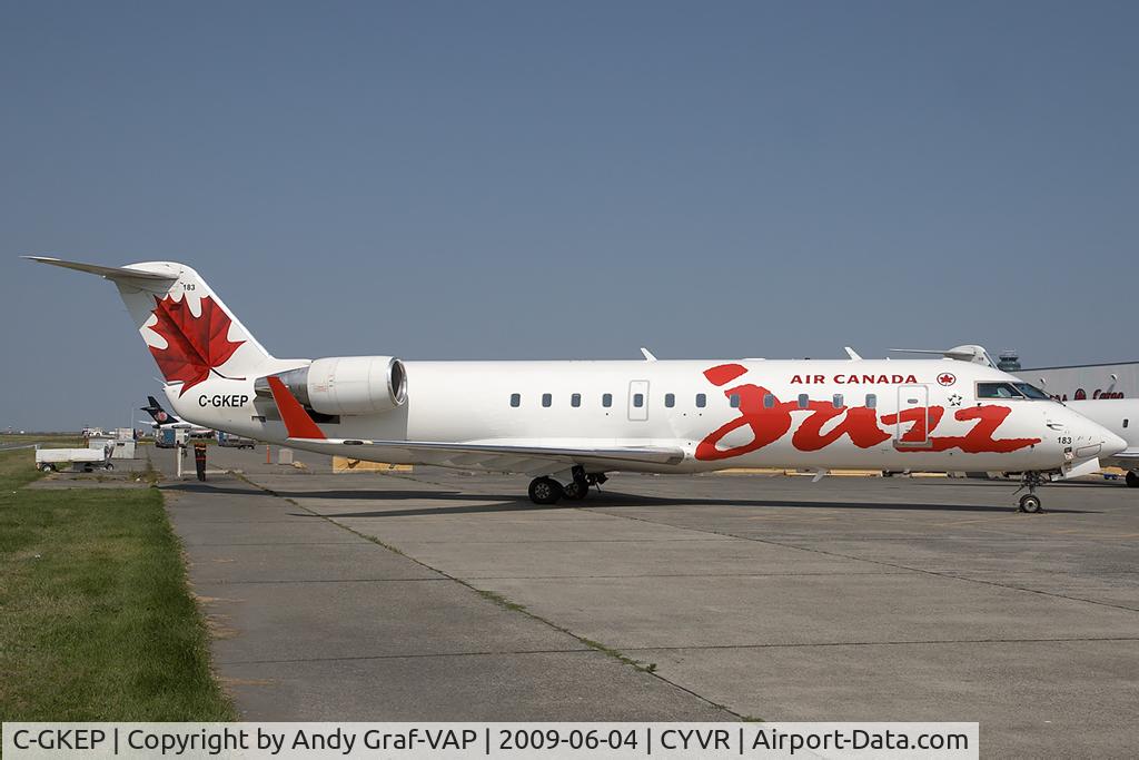 C-GKEP, 1999 Canadair CRJ-200ER (CL-600-2B19) C/N 7303, JAZZ CRJ