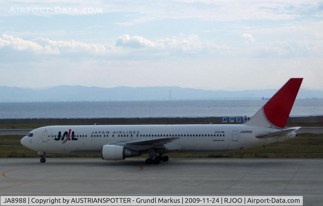JA8988, Boeing 767-346 C/N 29863, JAL Airlines
