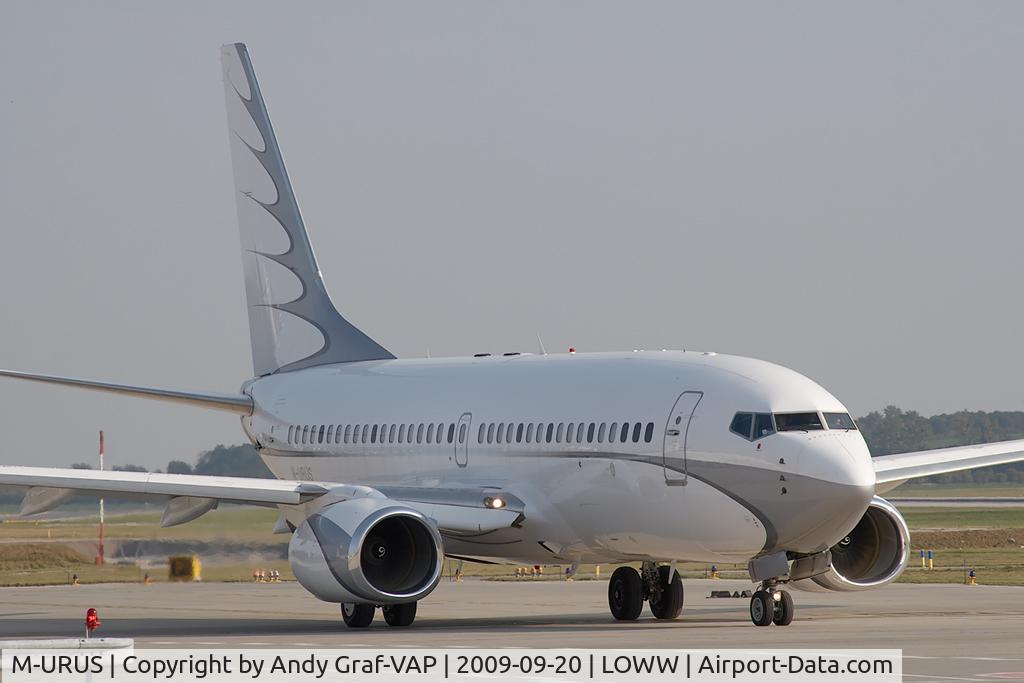 M-URUS, 2005 Boeing 737-7GC BBJ C/N 34622, 737-700