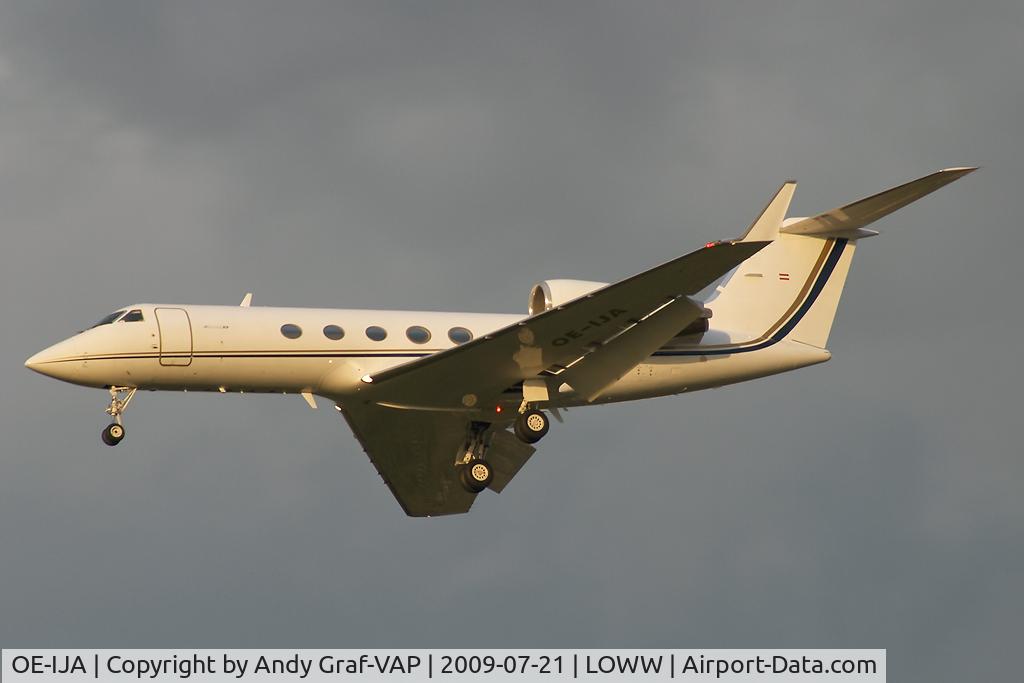 OE-IJA, 1990 Gulfstream Aerospace G-IV C/N 1157, Gulfstream 4