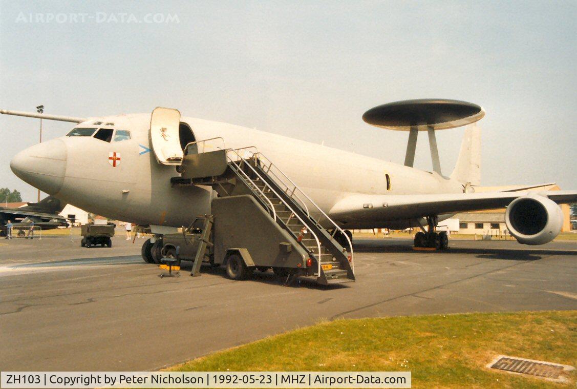 ZH103, 1990 Boeing E-3D Sentry AEW.1 Sentry C/N 24111, Sentry AEW.1 of 8 Squadron at RAF Waddington on display at the 1992 Mildenhall Air Fete.