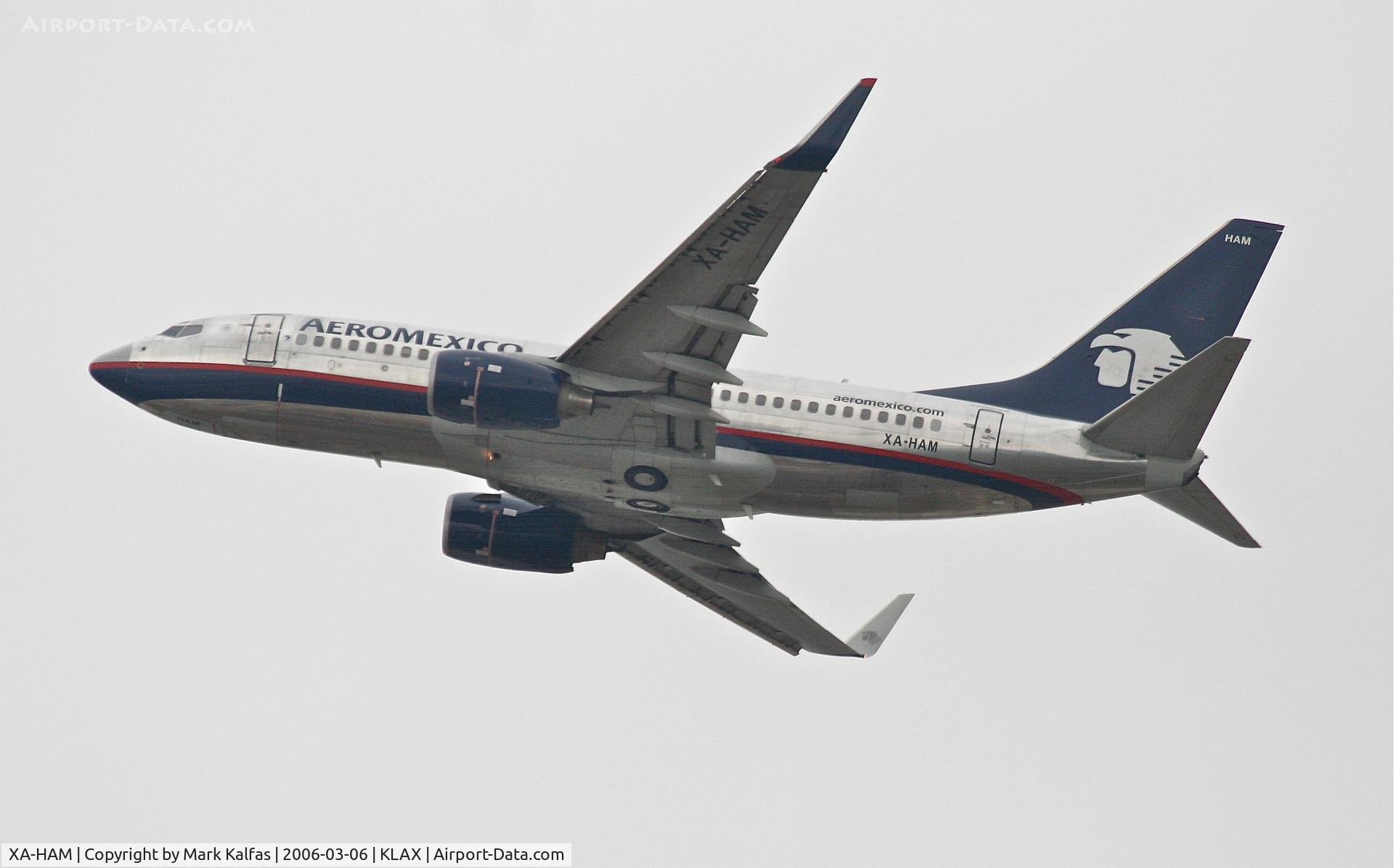 XA-HAM, 2004 Boeing 737-752 C/N 33789, Mexicana Boeing 737-752, 25R departure KLAX.
