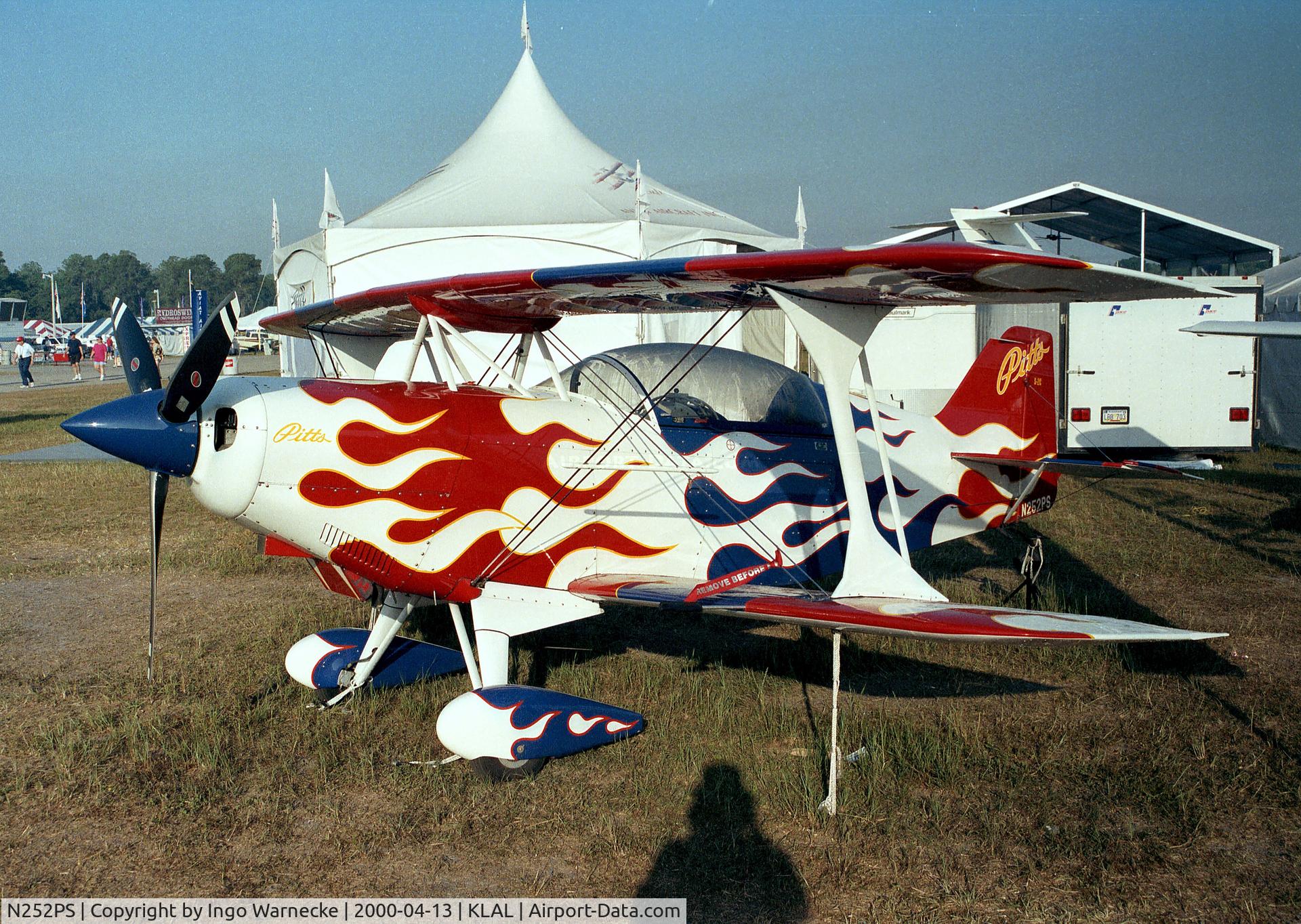 N252PS, 1999 Aviat Pitts S-2B Special C/N 5334, Pitts (Aviat) S-2B at 2000 Sun 'n Fun, Lakeland FL