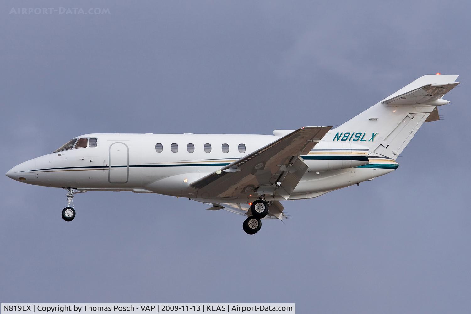 N819LX, 2001 Raytheon Hawker 800XP C/N 258543, untitled