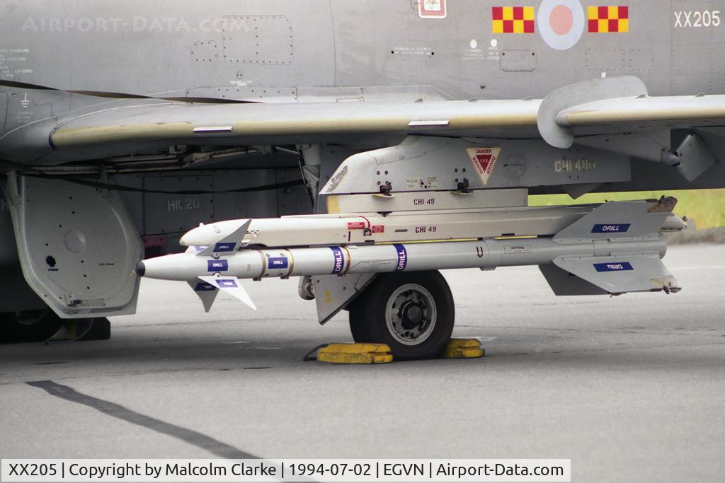 XX205, 1978 Hawker Siddeley Hawk T.1A C/N 052/312052, Hawker Siddeley Hawk T1A at RAF Brize Norton in 1994.