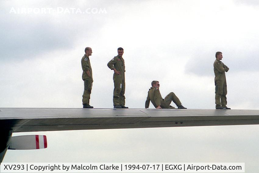 XV293, Lockheed C-130K Hercules C.1 C/N 382-4258, Lockheed C-130K Hercules C1 at RAF Church Fenton in 1994.