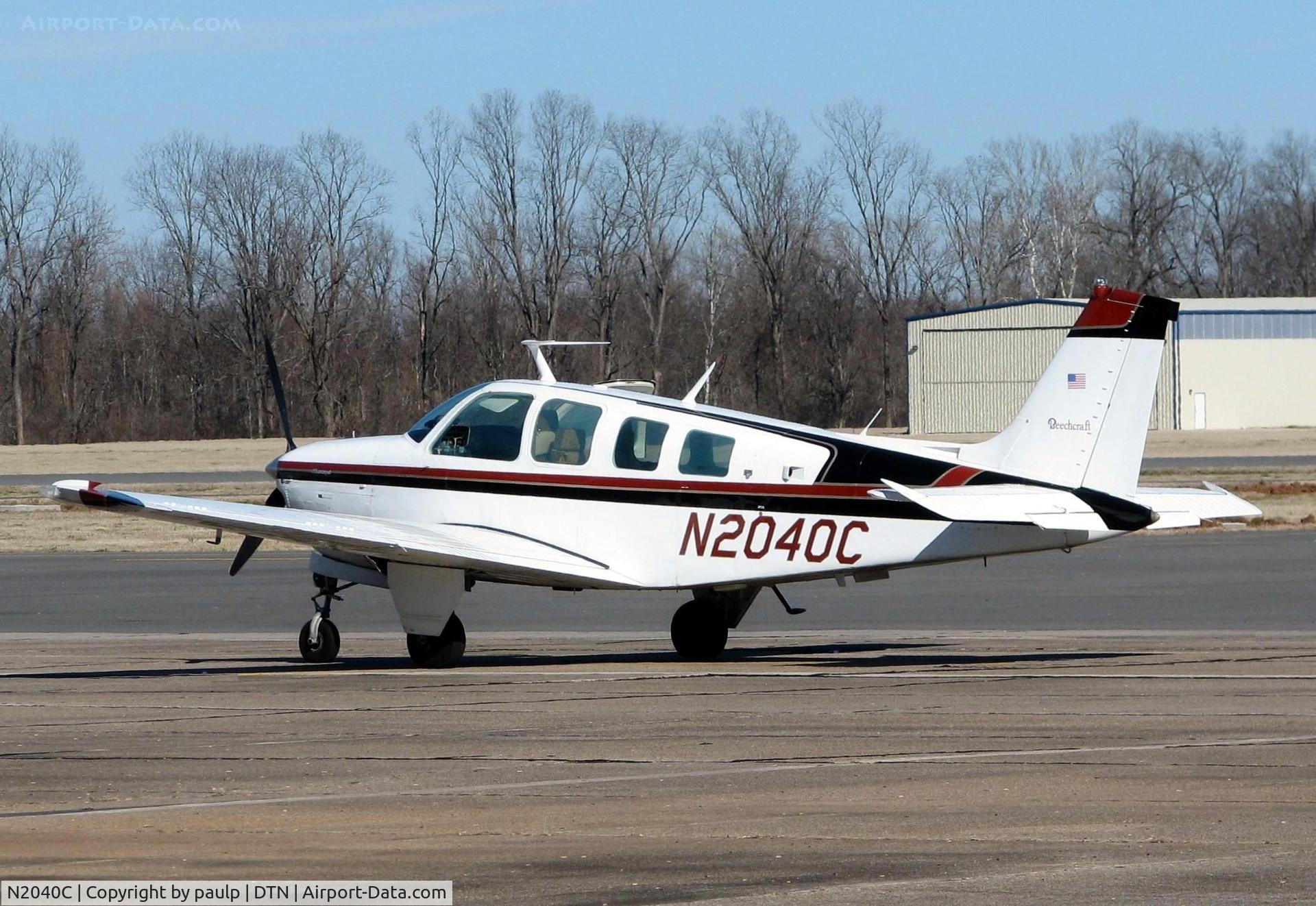 N2040C, 1977 Beech A36 Bonanza 36 C/N E-1135, At Downtown Shreveport.