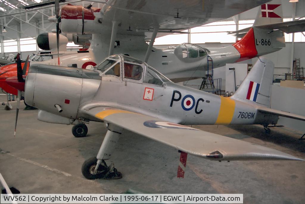 WV562, Percival P-56 Provost T.1 C/N PAC/56/108, Hunting Provost T1 at The Aerospace Museum, RAF Cosford in 1995.