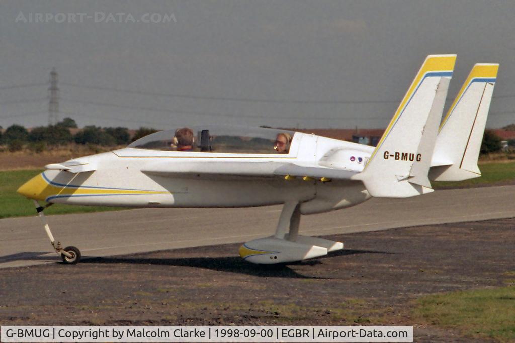 G-BMUG, 1986 Rutan Long-EZ C/N PFA 074A-10987, Rutan Long-Ez at Breighton Airfield, UK in 1998.