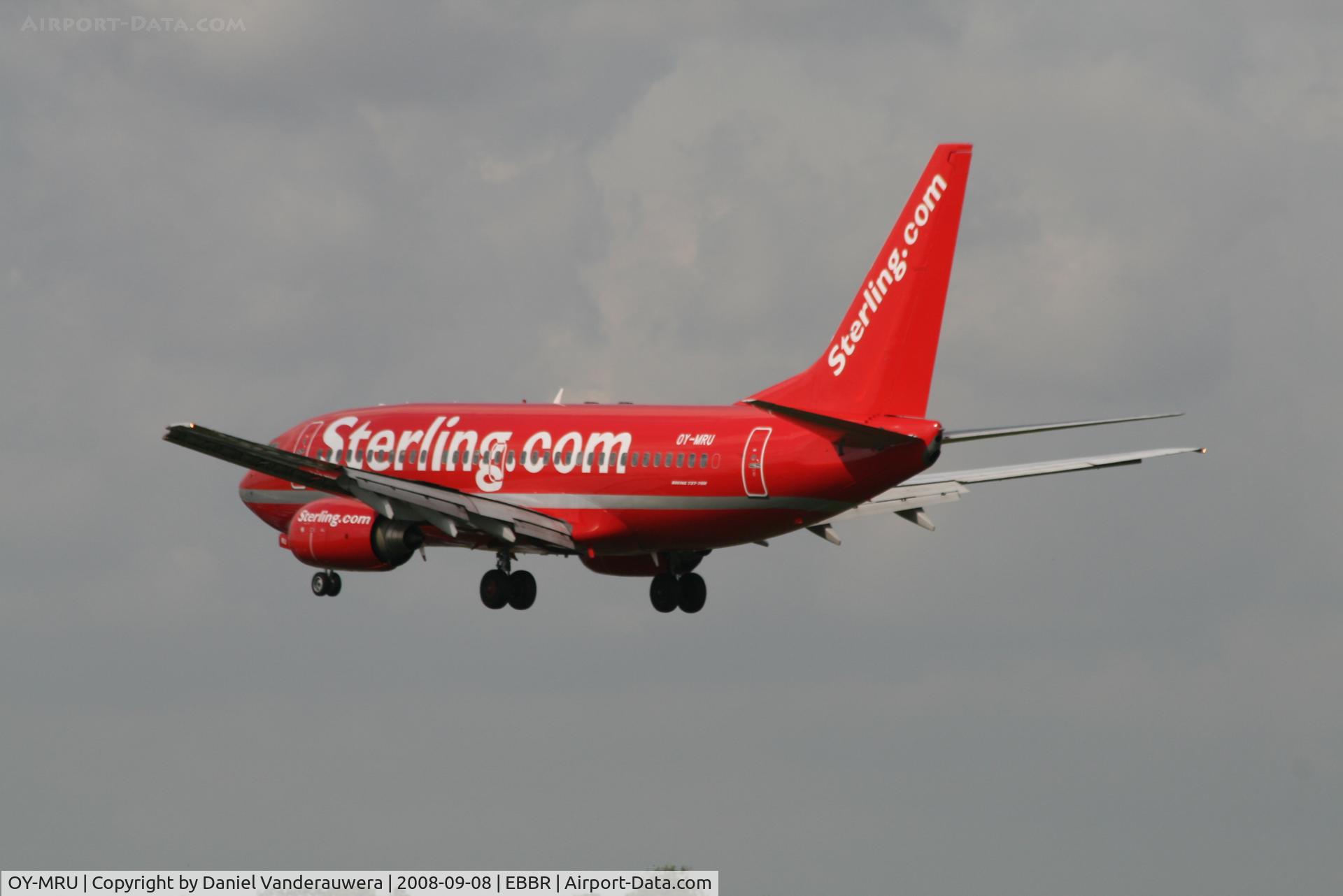 OY-MRU, 1999 Boeing 737-73S C/N 29079, Flight NB637 is descending to RWY 25L