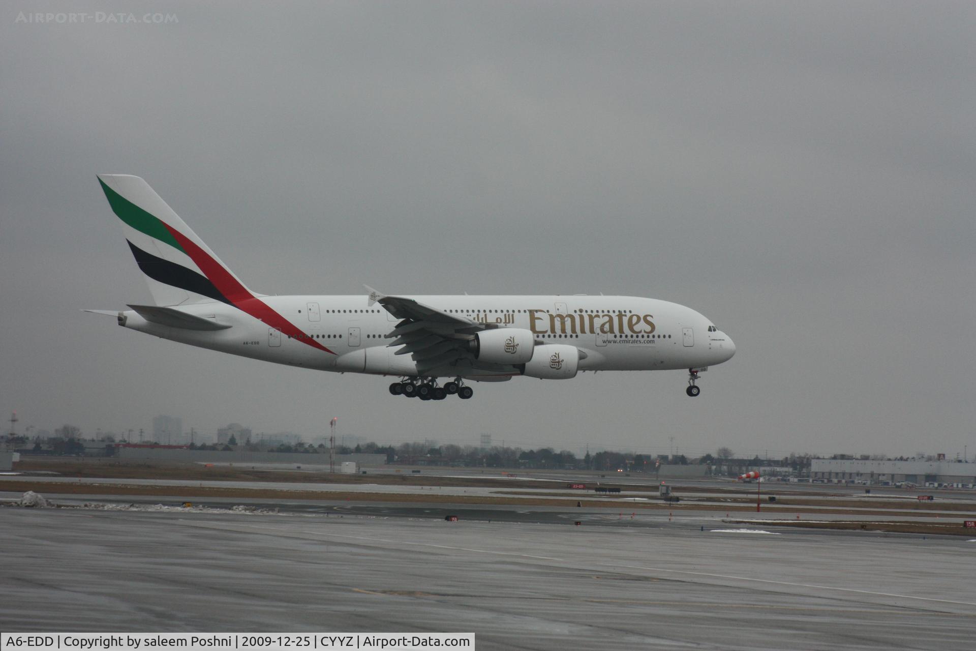 A6-EDD, 2008 Airbus A380-861 C/N 020, Landing runway 15R