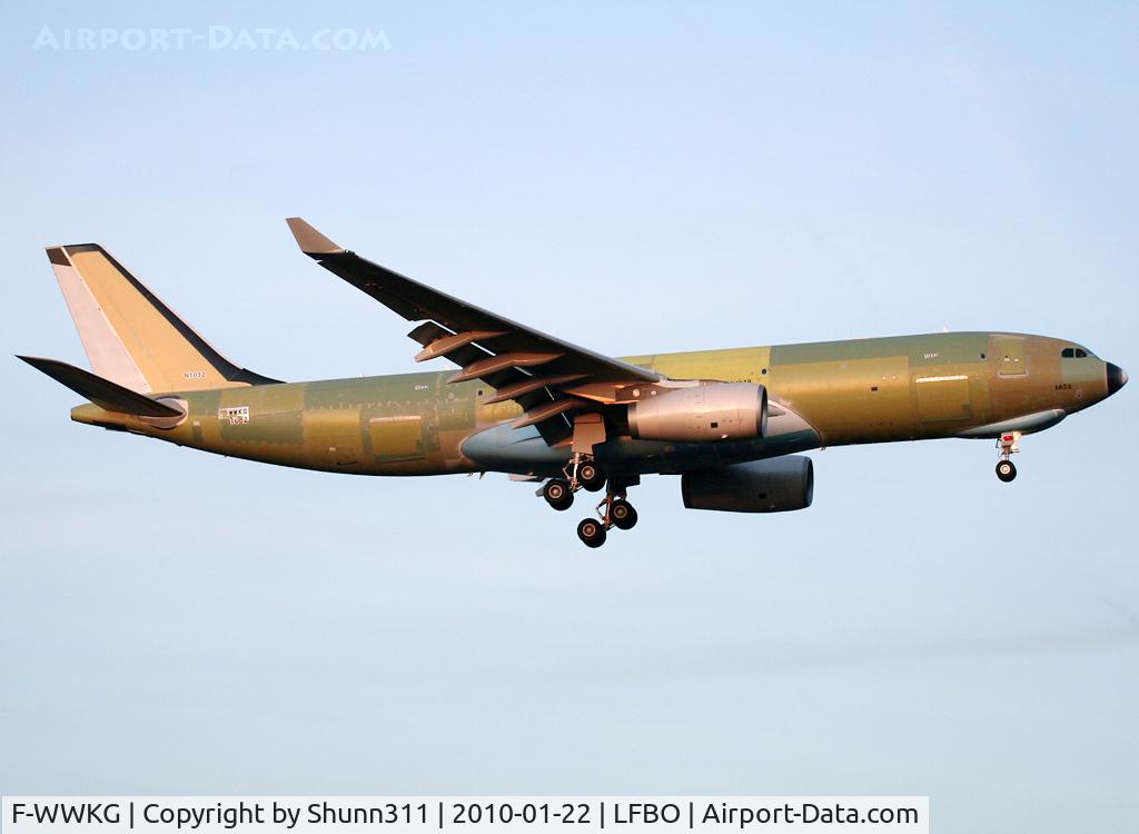 F-WWKG, 2010 Airbus A330-243F C/N 1032, C/n 1032 - Second A330-200F intended for Etihad Crystal Cargo