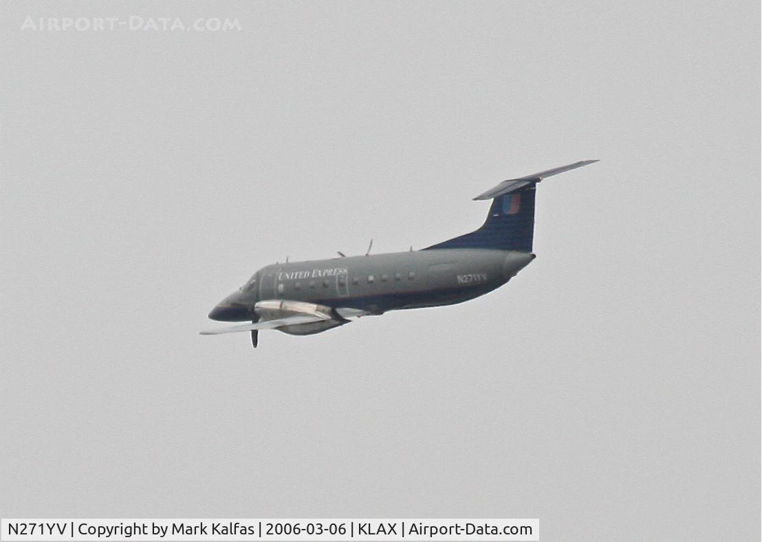 N271YV, 1993 Embraer EMB-120ER Brasilia C/N 120271, SkyWest EMB-120ER, 25R departure KLAX.