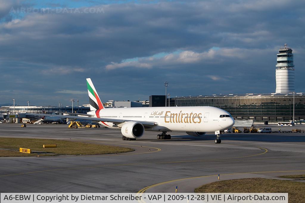 A6-EBW, 2006 Boeing 777-36N/ER C/N 32793, Emirates Boeing 777-300