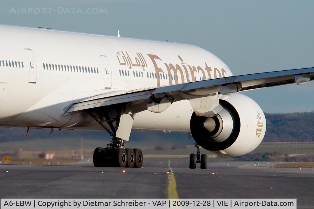 A6-EBW, 2006 Boeing 777-36N/ER C/N 32793, Emirates Boeing 777-300
