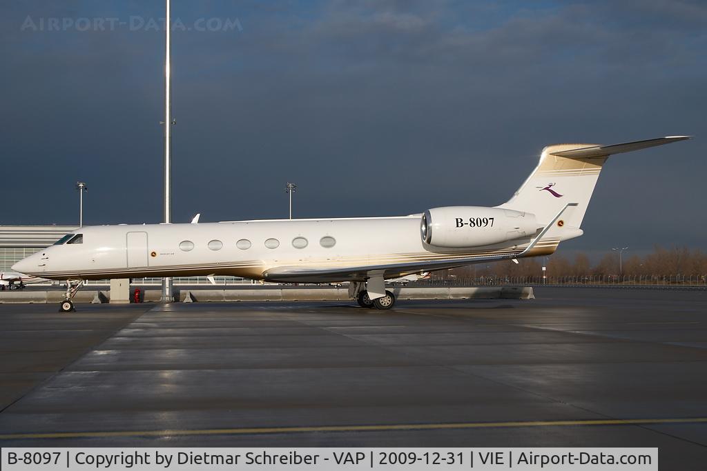 B-8097, 2000 Gulfstream Aerospace G-V C/N 613, Deerjet Gulfstream 5