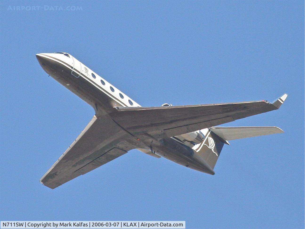 N711SW, 1981 Grumman G1159A Gulfstream III C/N 311, Steve Wynn Gulfstream III, 25L departure KLAX.