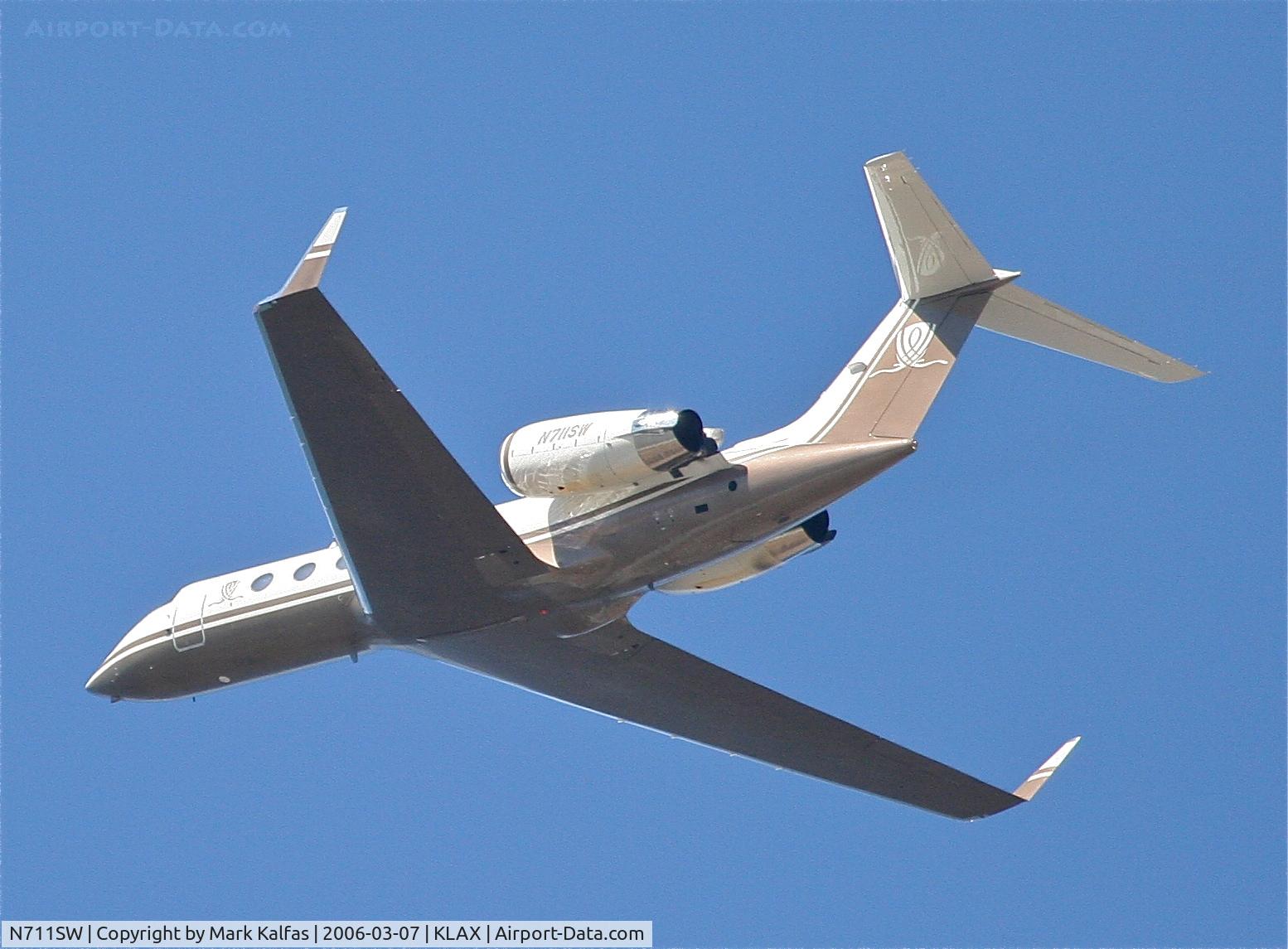 N711SW, 1981 Grumman G1159A Gulfstream III C/N 311, Steve Wynn Gulfstream III, 25L departure KLAX.