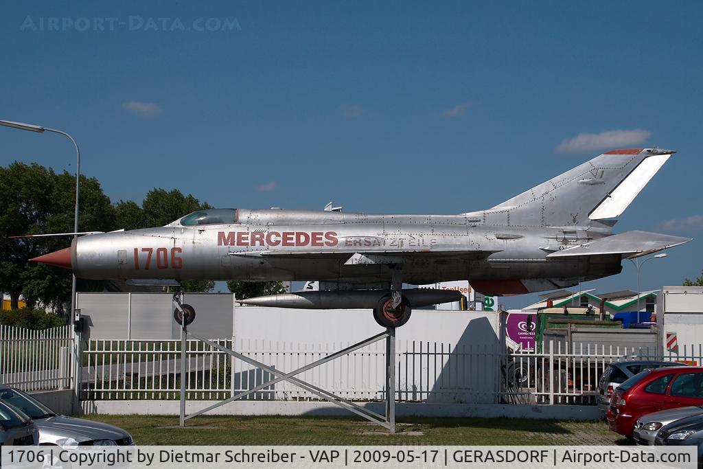 1706, Mikoyan-Gurevich MiG-21PF C/N 761706, ex Polish Air Force Mig 21