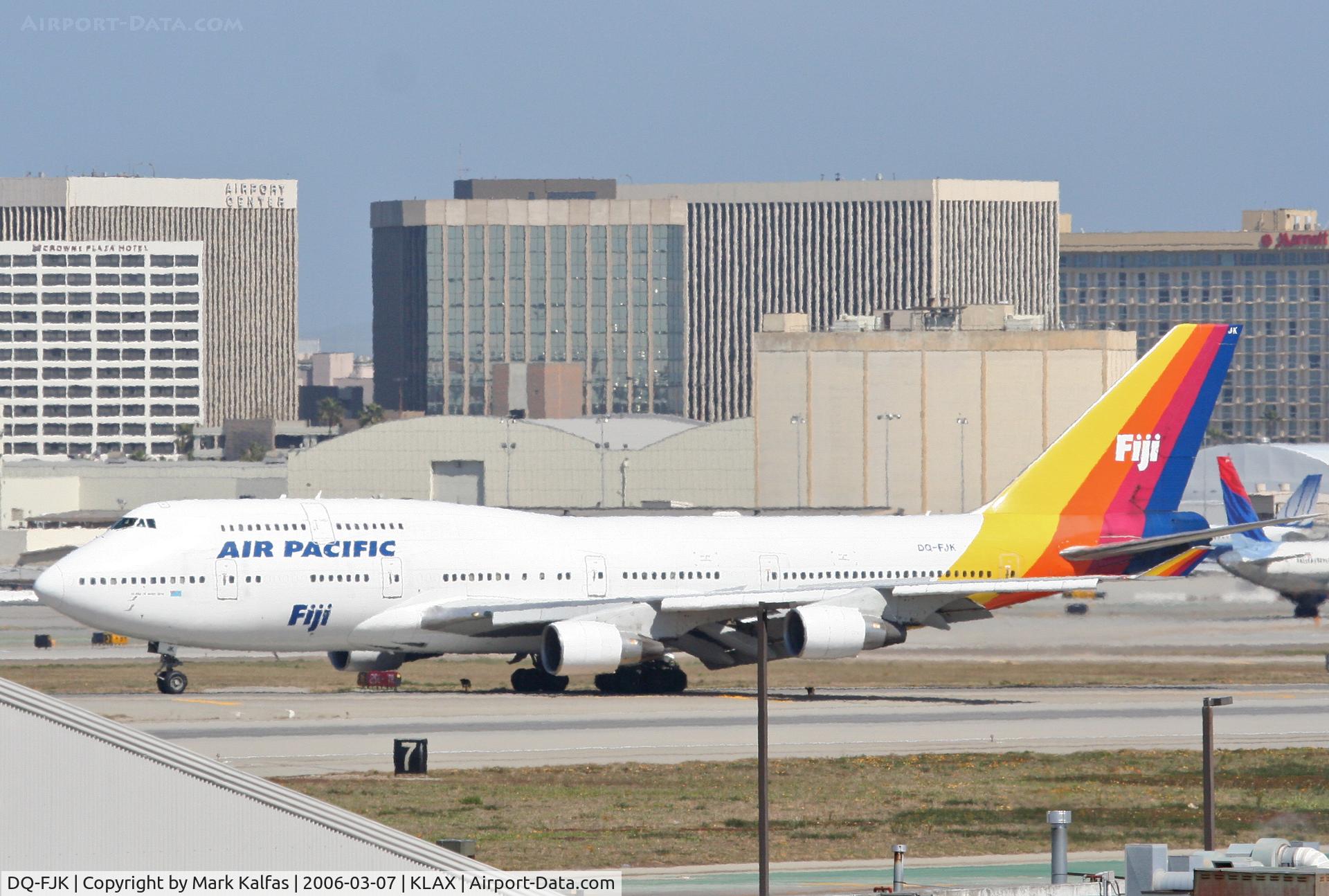 DQ-FJK, 1989 Boeing 747-412 C/N 24064, Air Pacific Boeing 747-412, rolling out on 25L KLAX.