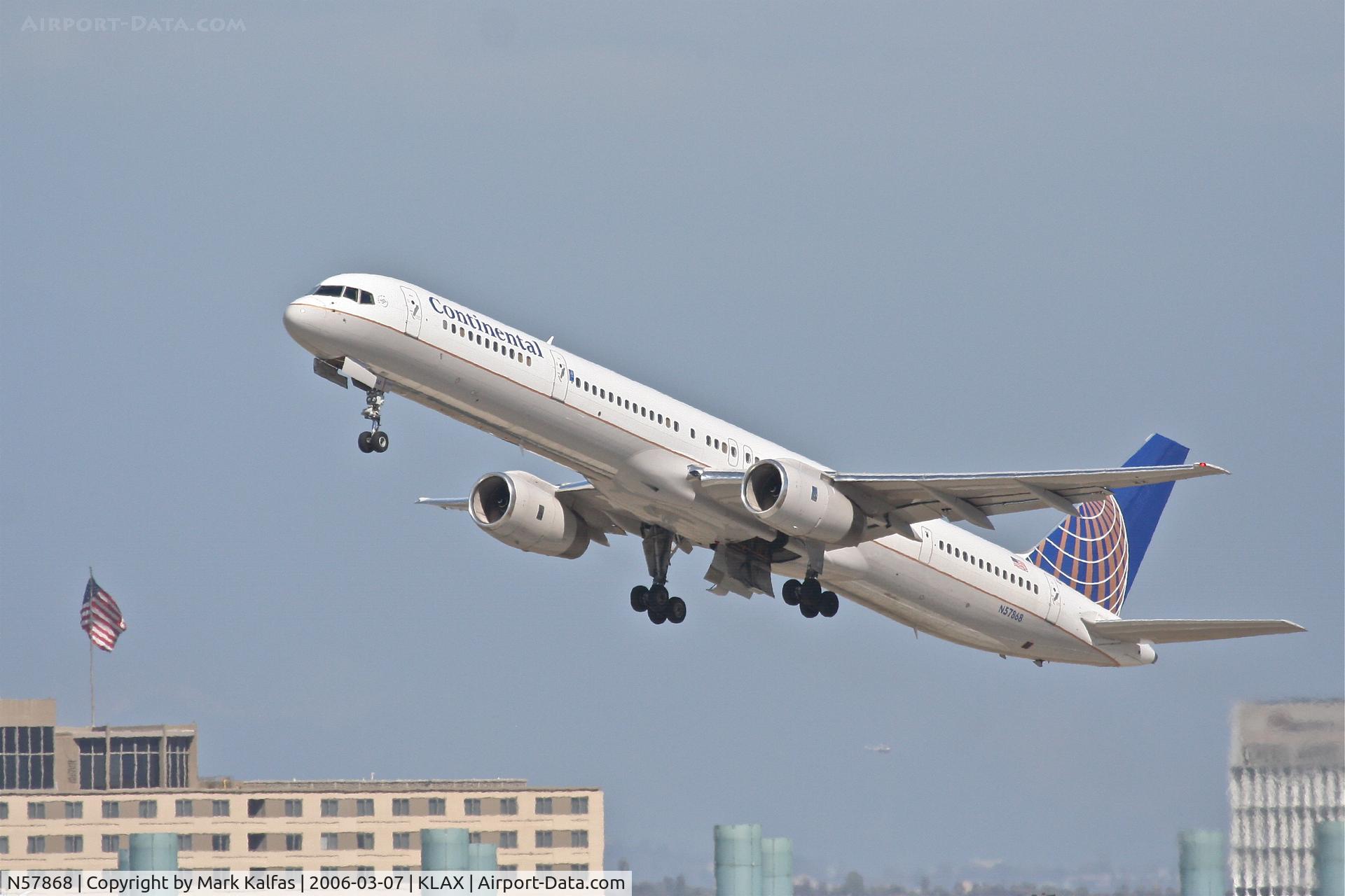 N57868, 2002 Boeing 757-33N C/N 32590, Continental 757-33N, 25R departure KLAX.