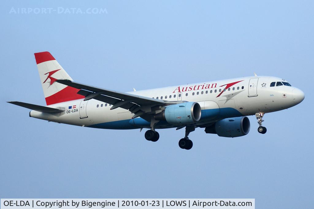 OE-LDA, 2004 Airbus A319-112 C/N 2131, Aua