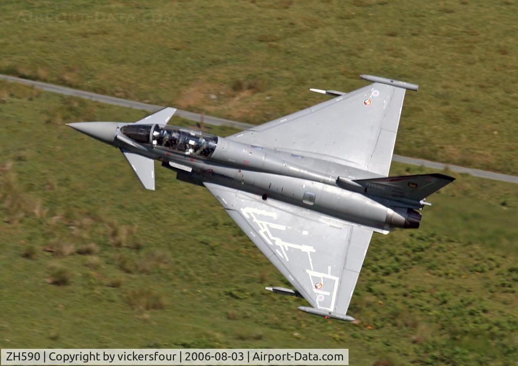 ZH590, 1997 Eurofighter EF-2000 Typhoon T1 C/N DA4, Eurofighter EF2000T (c/n DA4). BAE Trials Fleet. M6 Pass, Cumbria.