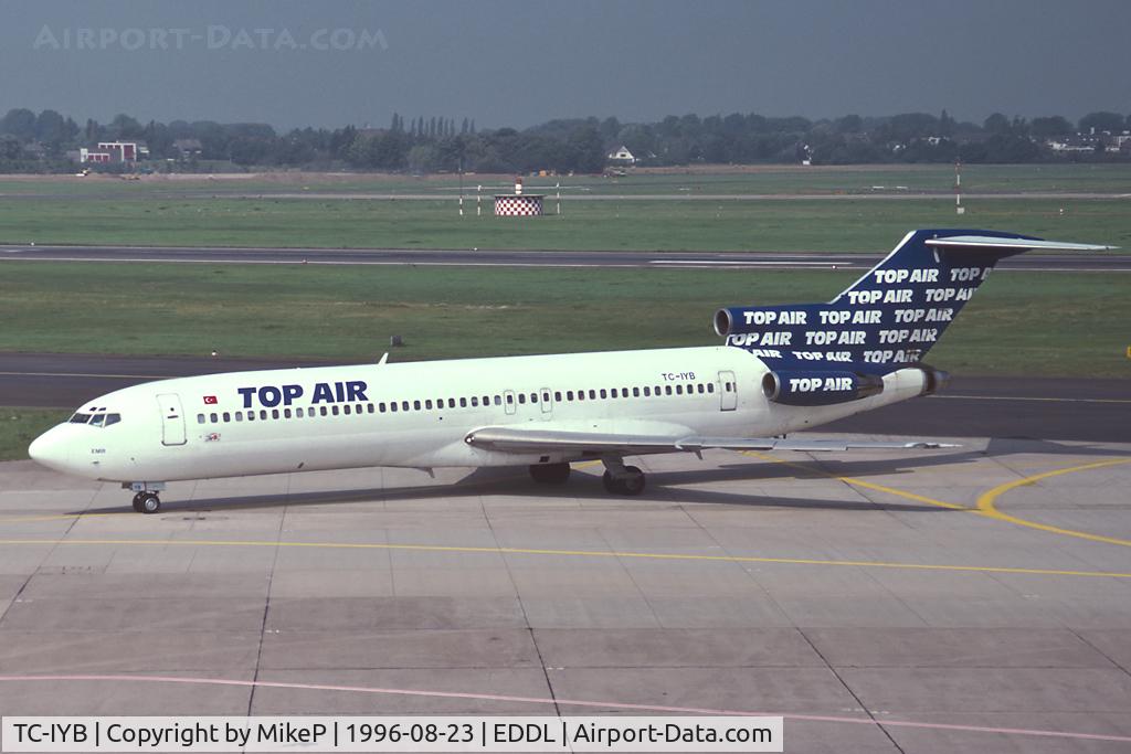 TC-IYB, 1979 Boeing 727-243 C/N 21664, Taxiing to gate at Dusseldorf.