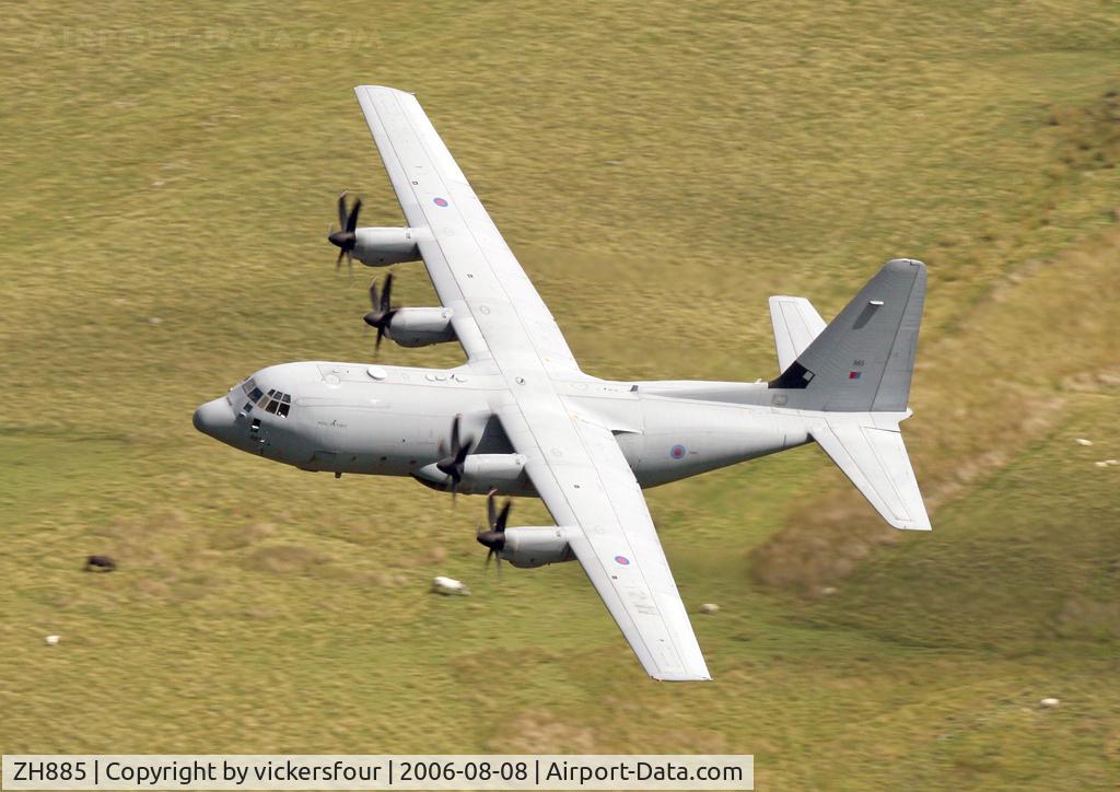 ZH885, 1999 Lockheed Martin C-130J Hercules C.5 C/N 382-5483, Royal Air Force. Operated by LTW. M6 Pass, Cumbria.