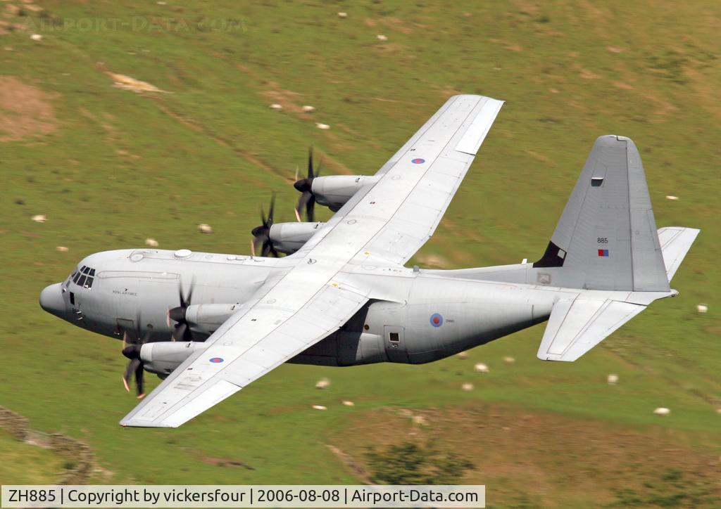 ZH885, 1999 Lockheed Martin C-130J Hercules C.5 C/N 382-5483, Royal Air Force. Operated by LTW. M6 Pass, Cumbria.