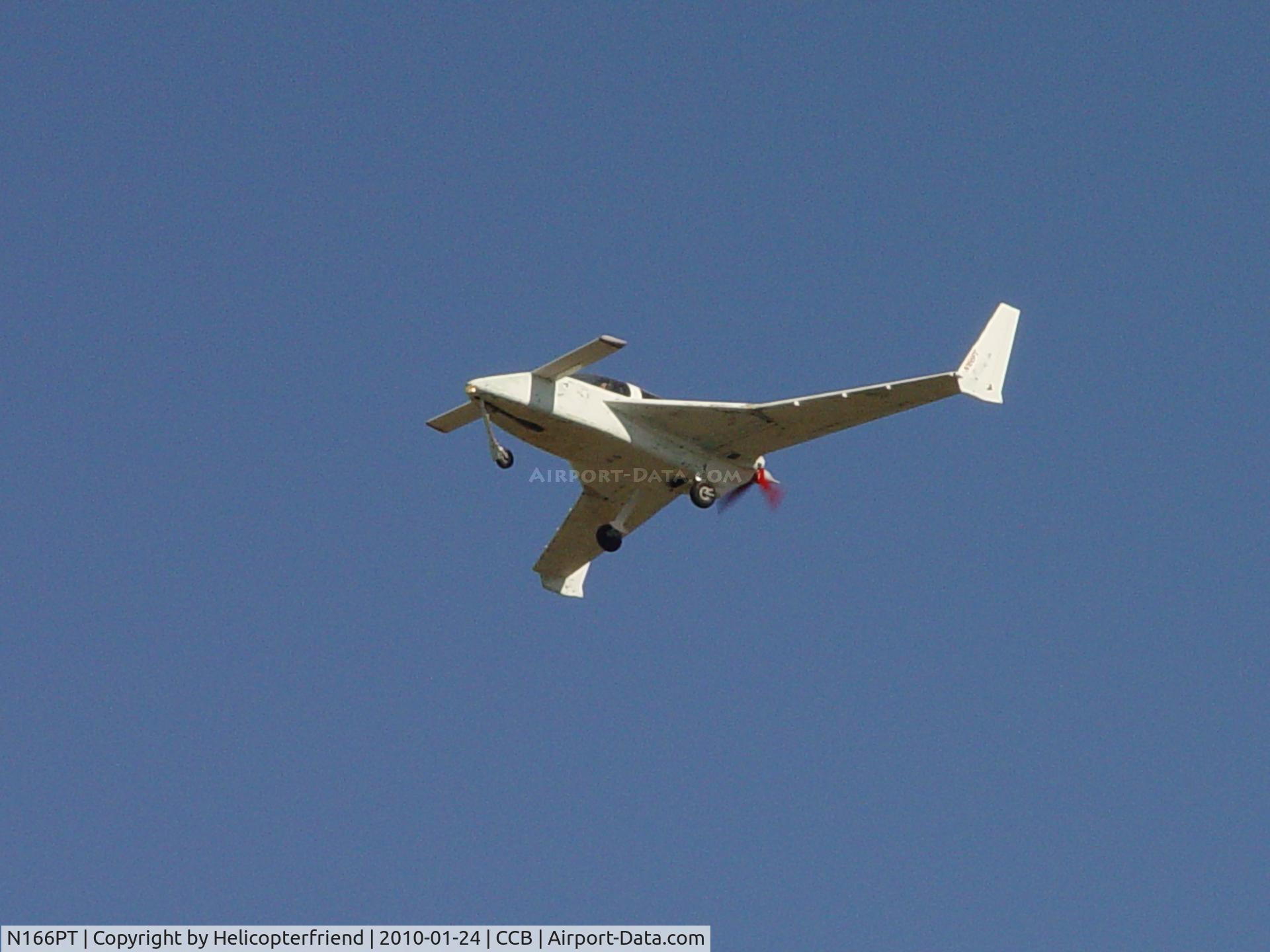 N166PT, 2000 Co-Z Cozy Mark IV C/N 200, Flying by waiting for runway to clear