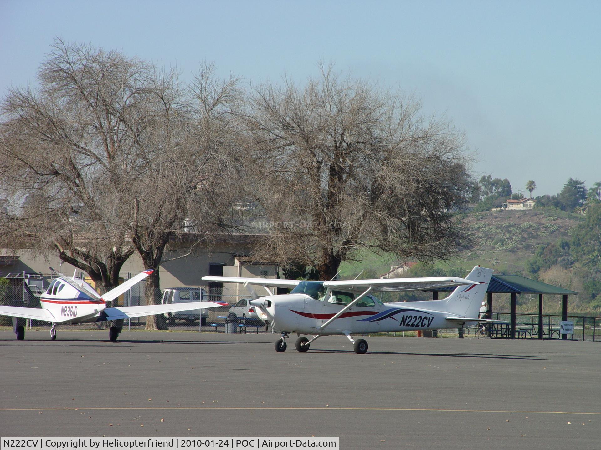 N222CV, Cessna 172M C/N 17267000, Taxiing into transient parking at Brackett