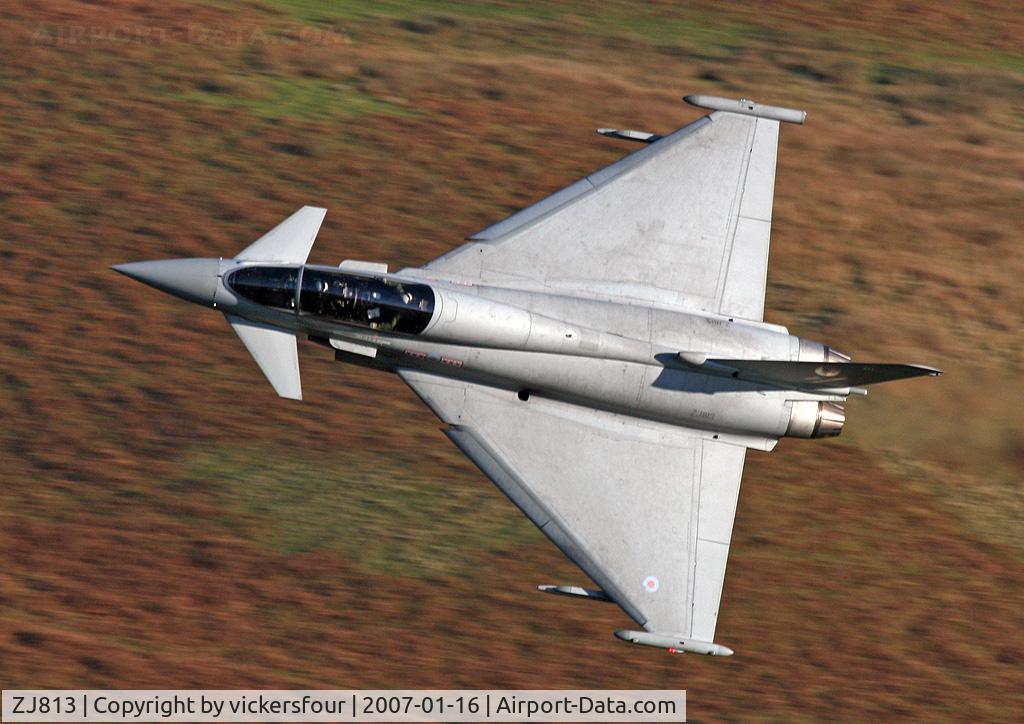 ZJ813, 2005 Eurofighter EF-2000 Typhoon T1 C/N 0091/BT014, Royal Air Force Typhoon T1 (c/n BT014). Operated by 29 (R) Squadron, coded 'BL'. M6 Pass, Cumbria.
