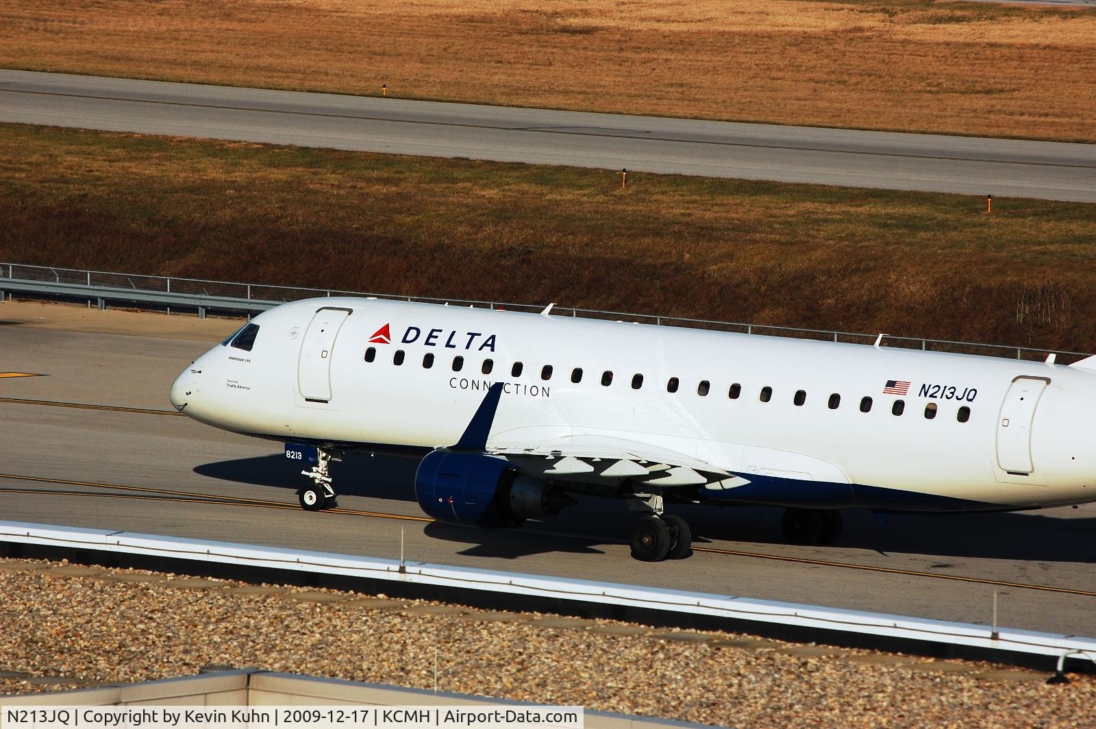 N213JQ, 2009 Embraer 175LR (ERJ-170-200LR) C/N 17000265, I've caught ship 213 at CVG a number of times, so seeing her at CMH was a bit like having an old friend come to visit