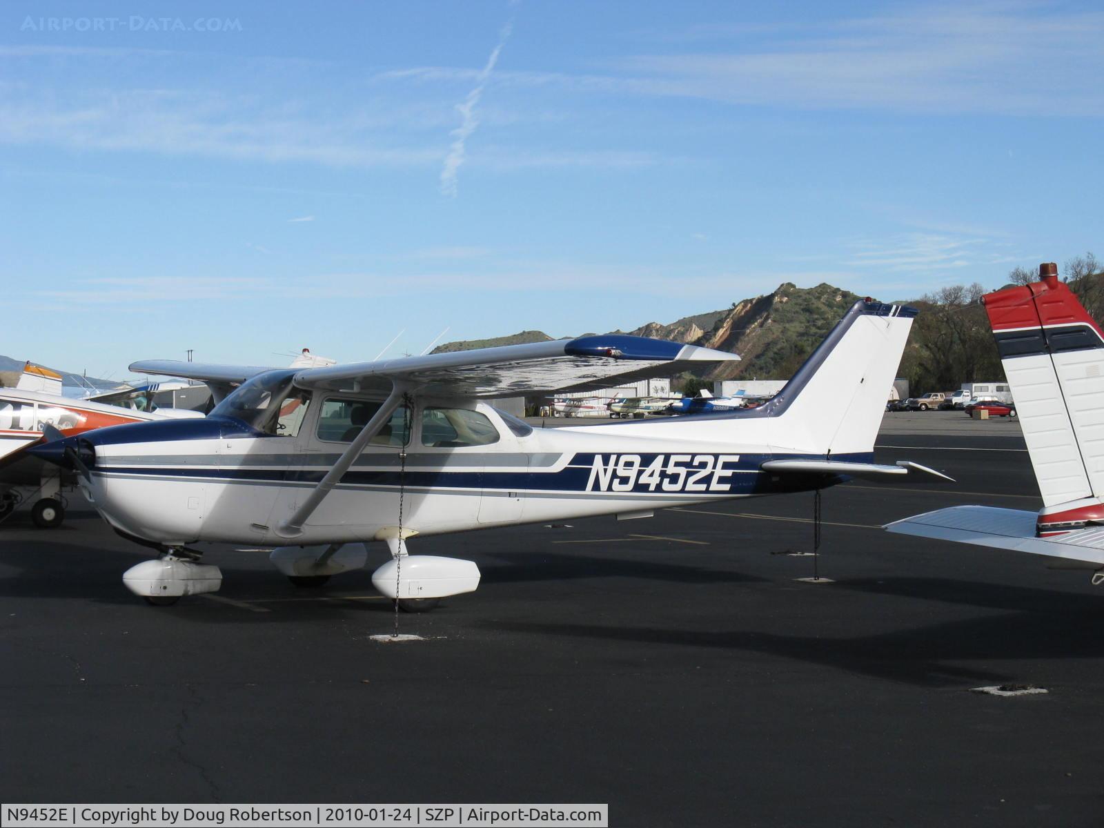 N9452E, 1979 Cessna 172N C/N 17272268, 1979 Cessna 172N, Lycoming O-320-H2AD 160 hp