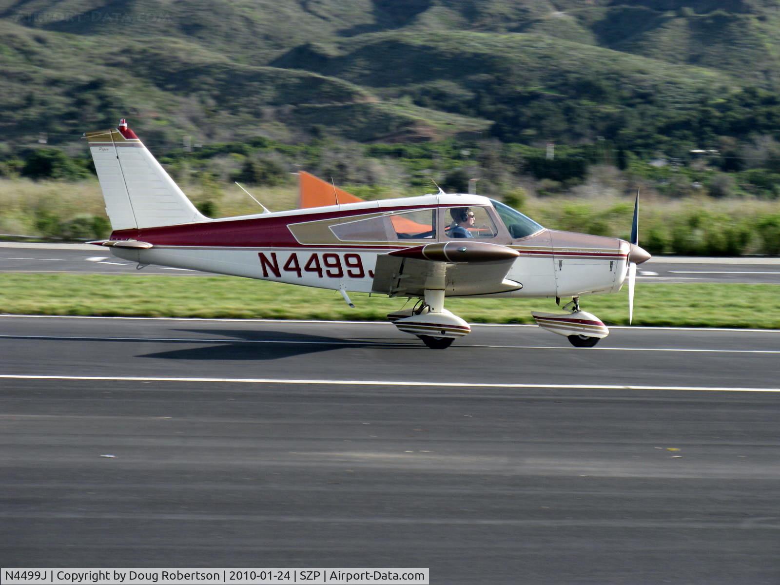 N4499J, 1967 Piper PA-28-140 Cherokee C/N 28-22920, 1967 Piper PA-28-140, Lycoming O-320-E2A 150 Hp, landing roll Rwy 22