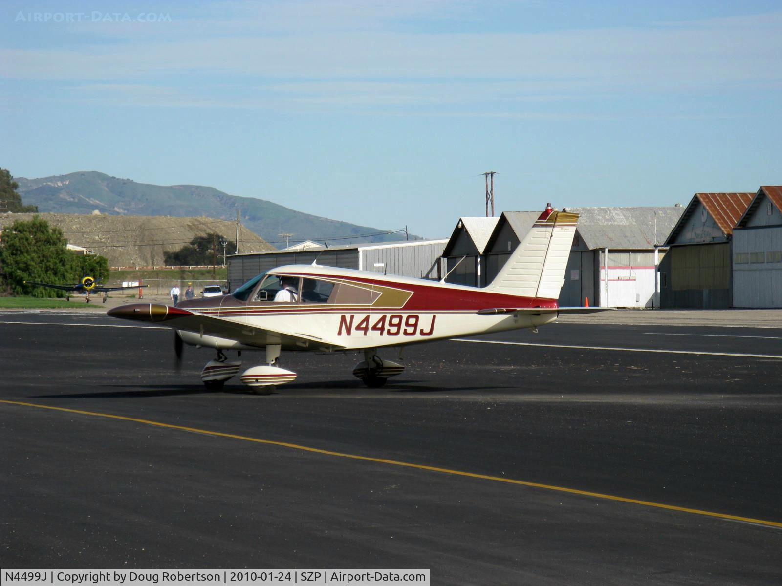 N4499J, 1967 Piper PA-28-140 Cherokee C/N 28-22920, 1967 Piper PA-28-140, Lycoming O-320-E2A 150 Hp, taxi