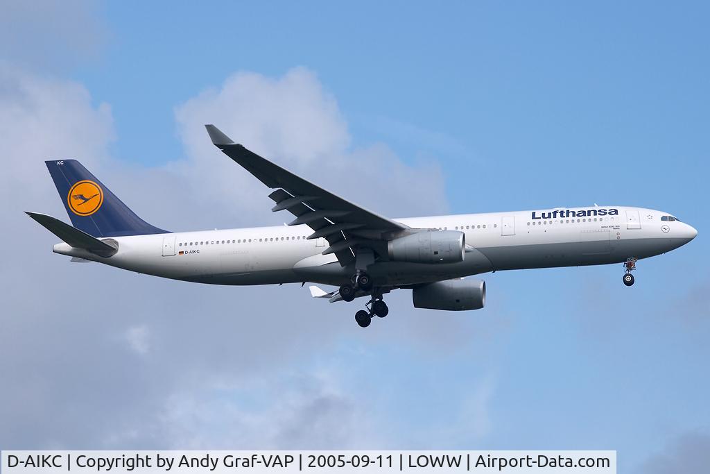 D-AIKC, 2004 Airbus A330-343X C/N 579, Lufthansa A330-300
