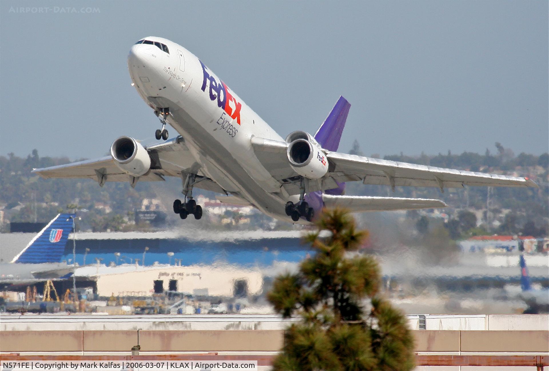 N571FE, 1980 McDonnell Douglas MD-10-10F C/N 47830, FedEX MD-10-10, 25L departure KLAX.